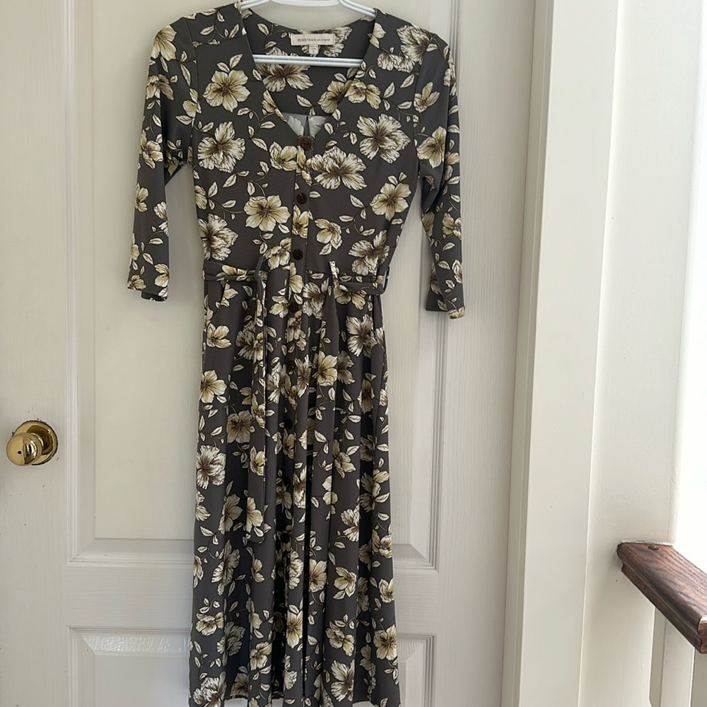 Nwot. Monteau dress